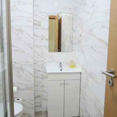 Modern - Ground Floor Hotel