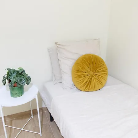 Modern - Ground Floor Hotel Lisbona