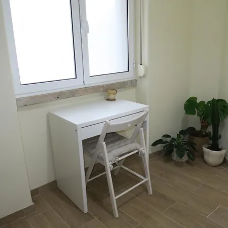 Modern - Ground Floor Hotel *