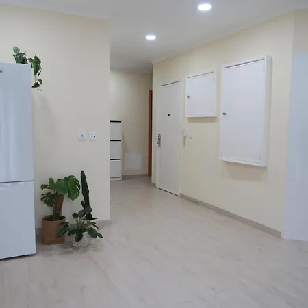 Modern - Ground Floor *