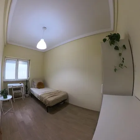 Modern - Ground Floor Hotel *